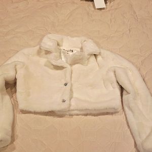 Super plush girls cropped fur jacket